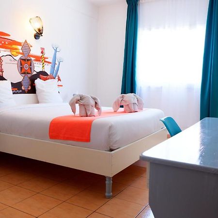 Hotel Du Cirque ซีลาโอส ภายนอก รูปภาพ